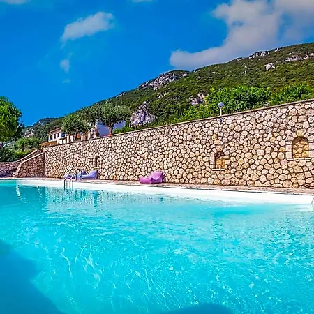 Anasa Corfu Ξενοδοχείο 2*